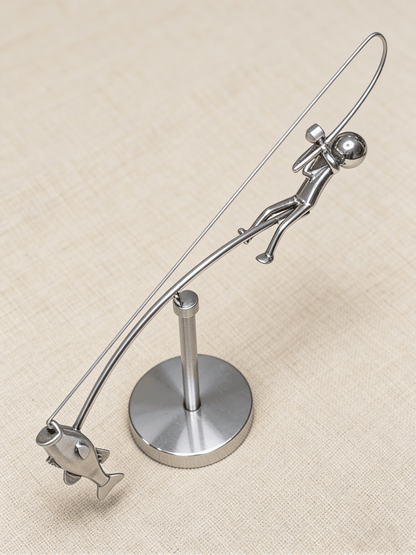 🎣 Designet skulptur af en fisker – Limited Edition